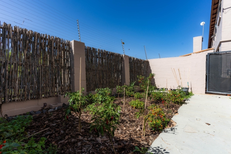 To Let 3 Bedroom Property for Rent in Bloubergstrand Western Cape